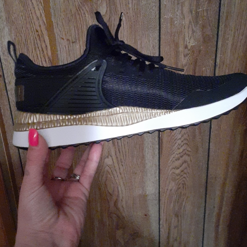 Womens Puma shoes